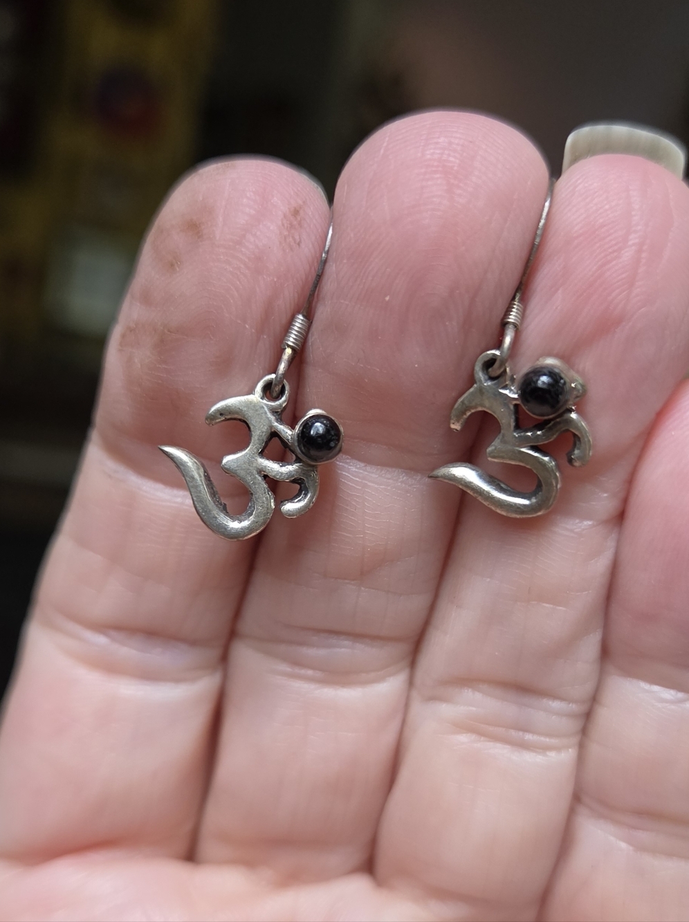 Om Symbol Sterling Earrings Natural Black Onyx - Picture 6 of 7